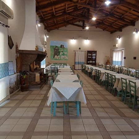 Agriturismo Agrifoglio San Giovanni Suèrgiu Eksteriør billede