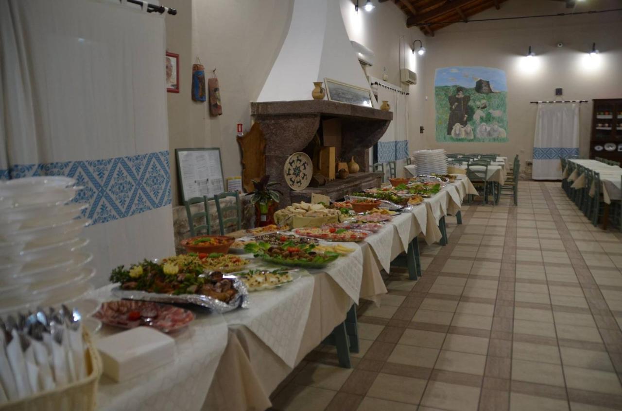 Agriturismo Agrifoglio San Giovanni Suèrgiu Eksteriør billede