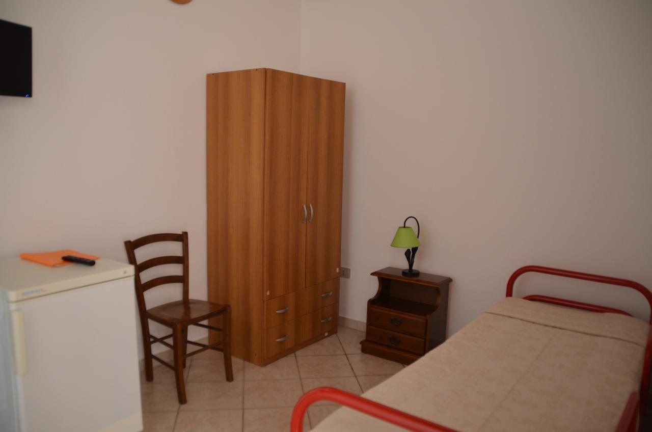 Agriturismo Agrifoglio San Giovanni Suèrgiu Eksteriør billede