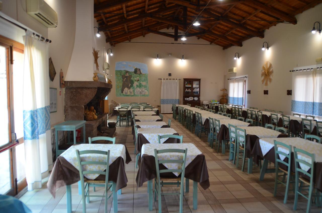 Agriturismo Agrifoglio San Giovanni Suèrgiu Eksteriør billede